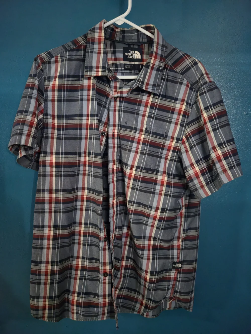 The North Face Men's Short-Sleeve Plaid Button-Down Shirt - Blue/Red/White